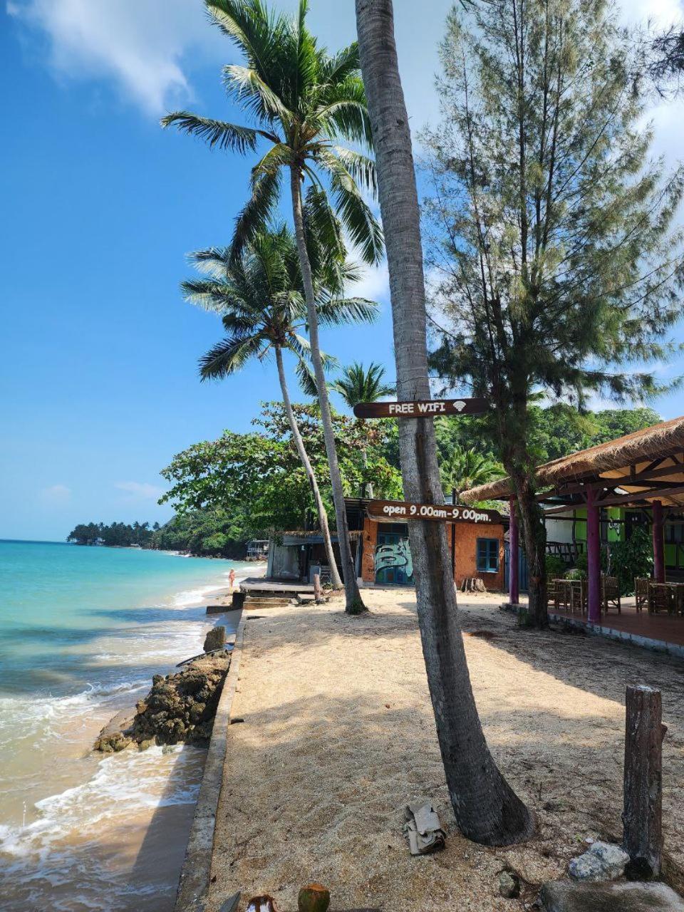 A Little Bungalows By Beach Amphoe Koksamui Exteriör bild